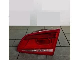bontott VW PASSAT B7 Jobb Belső Hátsó Lámpa