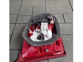 bontott VW PASSAT B7 Jobb Belső Hátsó Lámpa