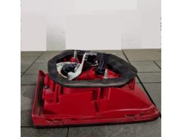 bontott VW PASSAT B7 Jobb Belső Hátsó Lámpa