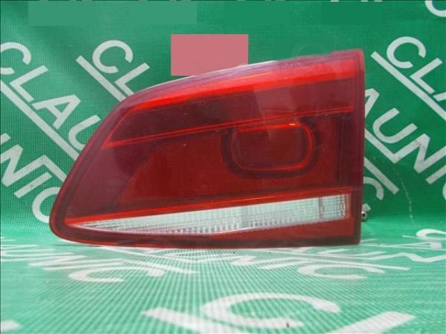 bontott VW PASSAT B7 Jobb Belső Hátsó Lámpa