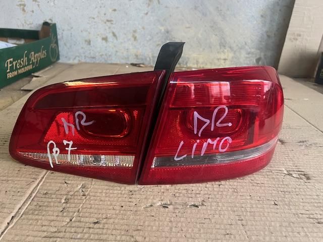 bontott VW PASSAT B7 Jobb Belső Hátsó Lámpa