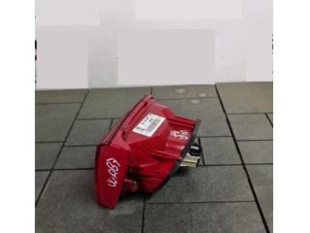 bontott VW PASSAT B7 Jobb Belső Hátsó Lámpa