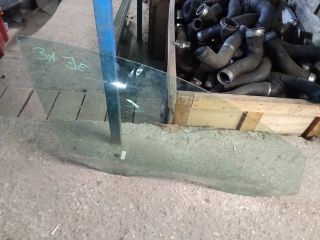 bontott VW PASSAT B7 Jobb első Ablak