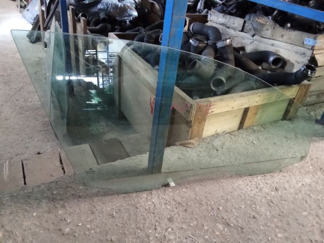 bontott VW PASSAT B7 Jobb első Ablak