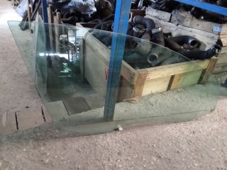 bontott VW PASSAT B7 Jobb első Ablak