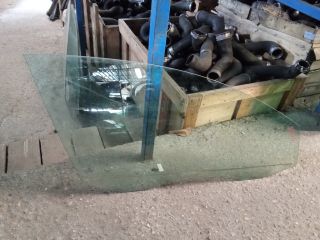 bontott VW PASSAT B7 Jobb első Ablak