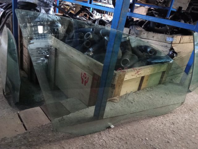 bontott VW PASSAT B7 Jobb első Ablak