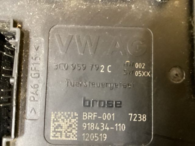 bontott VW PASSAT B7 Jobb első Ablakemelő Motor