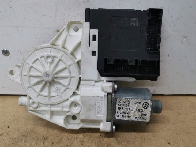 bontott VW PASSAT B7 Jobb első Ablakemelő Motor