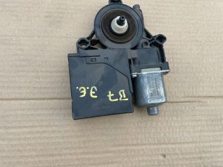 bontott VW PASSAT B7 Jobb első Ablakemelő Motor