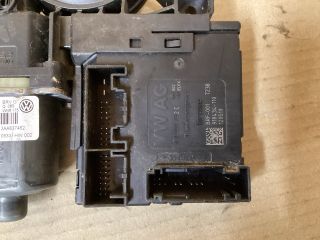 bontott VW PASSAT B7 Jobb első Ablakemelő Motor