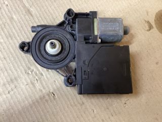 bontott VW PASSAT B7 Jobb első Ablakemelő Motor