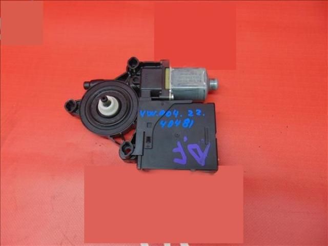 bontott VW PASSAT B7 Jobb első Ablakemelő Motor