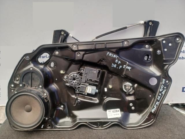 bontott VW PASSAT B7 Jobb első Ablakemelő Szerkezet (Elektromos)