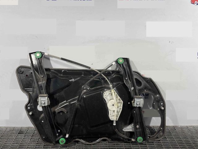 bontott VW PASSAT B7 Jobb első Ablakemelő Szerkezet (Elektromos)