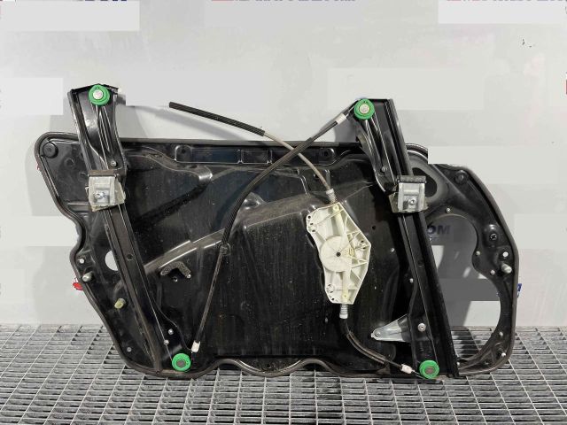 bontott VW PASSAT B7 Jobb első Ablakemelő Szerkezet (Elektromos)