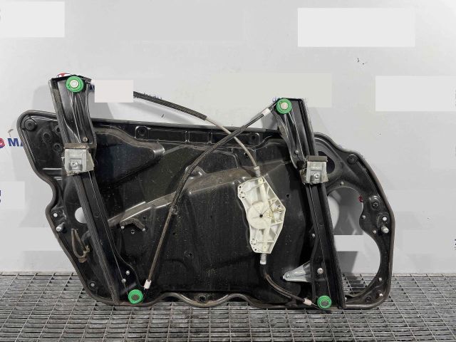 bontott VW PASSAT B7 Jobb első Ablakemelő Szerkezet (Elektromos)