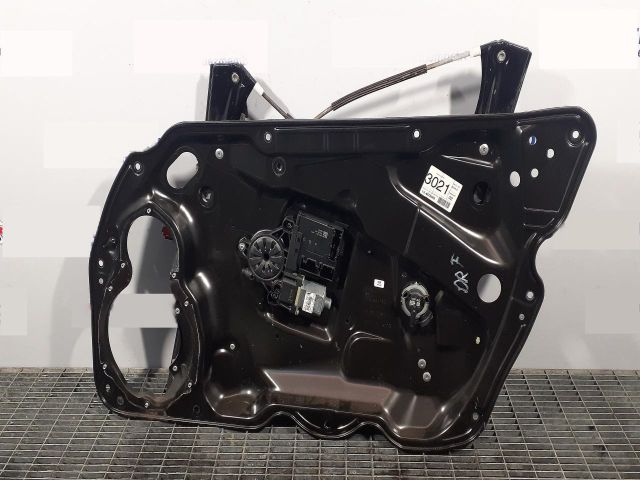 bontott VW PASSAT B7 Jobb első Ablakemelő Szerkezet (Elektromos)