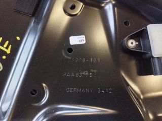 bontott VW PASSAT B7 Jobb első Ablakemelő Szerkezet (Elektromos)