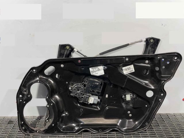 bontott VW PASSAT B7 Jobb első Ablakemelő Szerkezet (Elektromos)