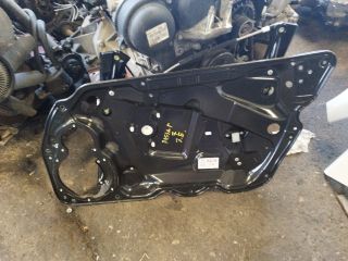 bontott VW PASSAT B7 Jobb első Ablakemelő Szerkezet (Elektromos)