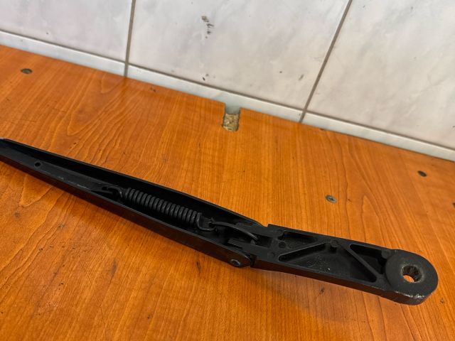 bontott VW PASSAT B7 Jobb első Ablaktörlő Kar