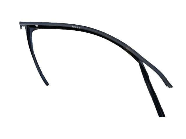 bontott VW PASSAT B7 Jobb első Ablakvezető Gumi