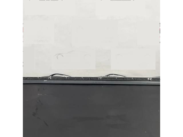 bontott VW PASSAT B7 Jobb első Ajtó Díszléc