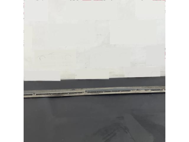 bontott VW PASSAT B7 Jobb első Ajtó Díszléc