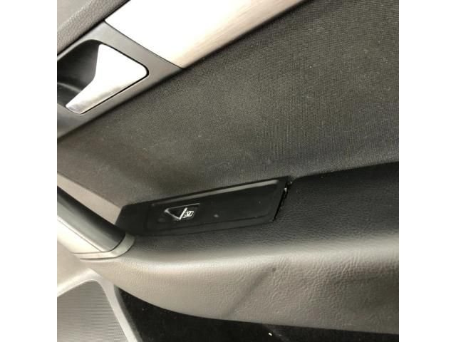 bontott VW PASSAT B7 Jobb első Ajtó Kárpit