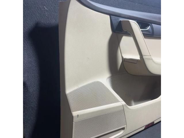 bontott VW PASSAT B7 Jobb első Ajtó Kárpit