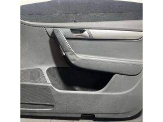 bontott VW PASSAT B7 Jobb első Ajtó Kárpit