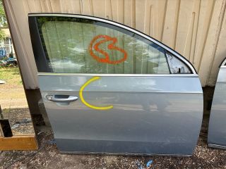 bontott VW PASSAT B7 Jobb első Ajtó (Részeivel)