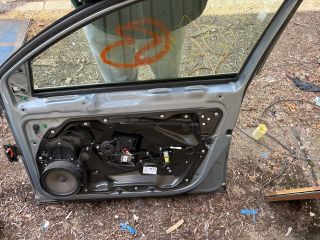 bontott VW PASSAT B7 Jobb első Ajtó (Részeivel)