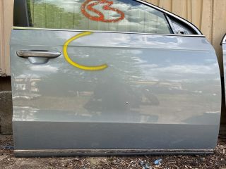 bontott VW PASSAT B7 Jobb első Ajtó (Részeivel)