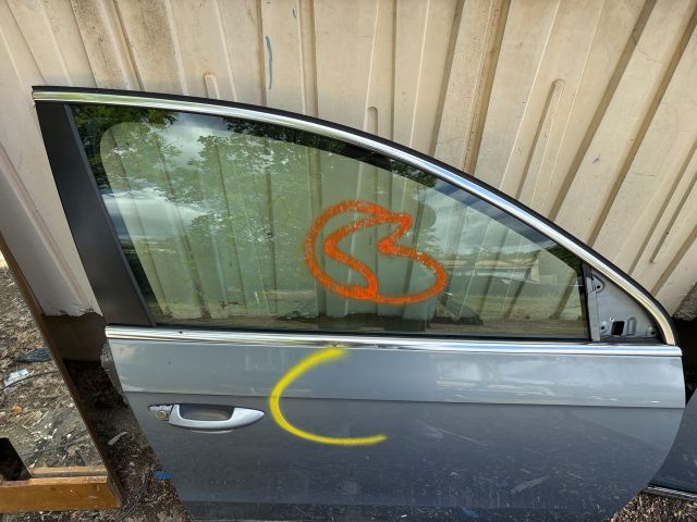 bontott VW PASSAT B7 Jobb első Ajtó (Részeivel)