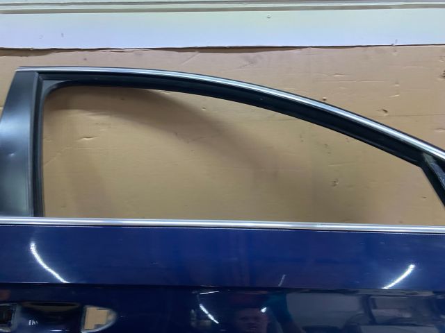 bontott VW PASSAT B7 Jobb első Ajtó (Üres lemez)