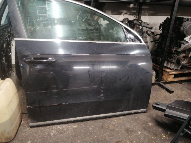 bontott VW PASSAT B7 Jobb első Ajtó (Üres lemez)