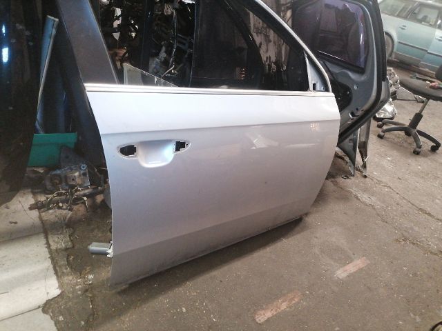 bontott VW PASSAT B7 Jobb első Ajtó (Üres lemez)
