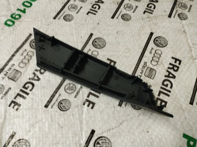 bontott VW PASSAT B7 Jobb első Ajtóbehúzó