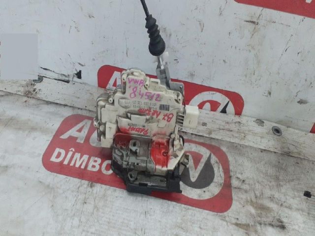 bontott VW PASSAT B7 Jobb első Ajtózár