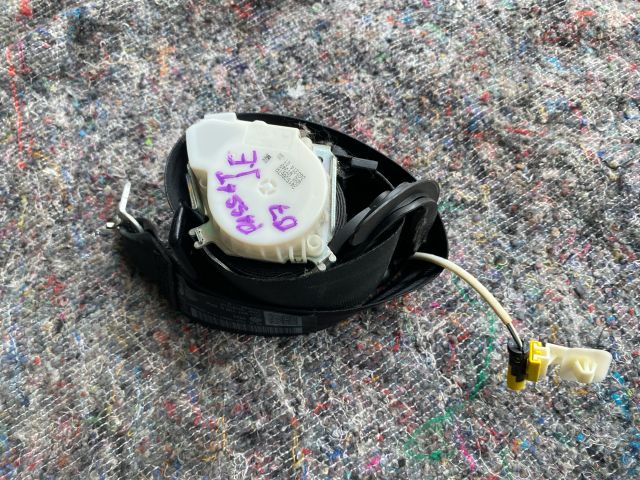 bontott VW PASSAT B7 Jobb első Biztonsági Öv