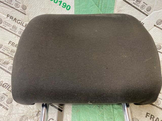 bontott VW PASSAT B7 Jobb első Fejtámla