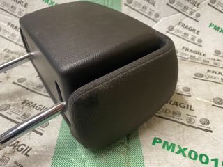 bontott VW PASSAT B7 Jobb első Fejtámla