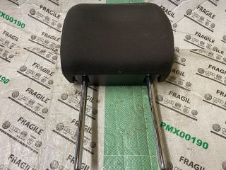 bontott VW PASSAT B7 Jobb első Fejtámla