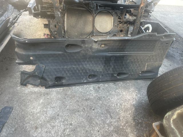 bontott VW PASSAT B7 Jobb első Fenéklemez