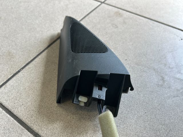 bontott VW PASSAT B7 Jobb első Hangszóró