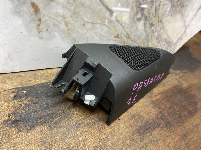 bontott VW PASSAT B7 Jobb első Kis Hangszóró Burkolat