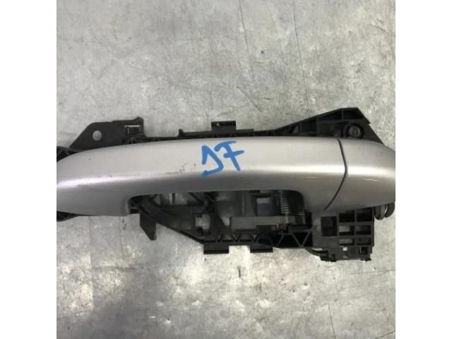 bontott VW PASSAT B7 Jobb első Külső Kilincs