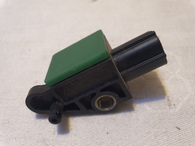 bontott VW PASSAT B7 Jobb első Oldal Ütközés Érzékelő